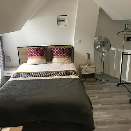 Douche Wc Cuisine, 10km De Paris, 2km Metro Accommodatie bij particulieren Stains